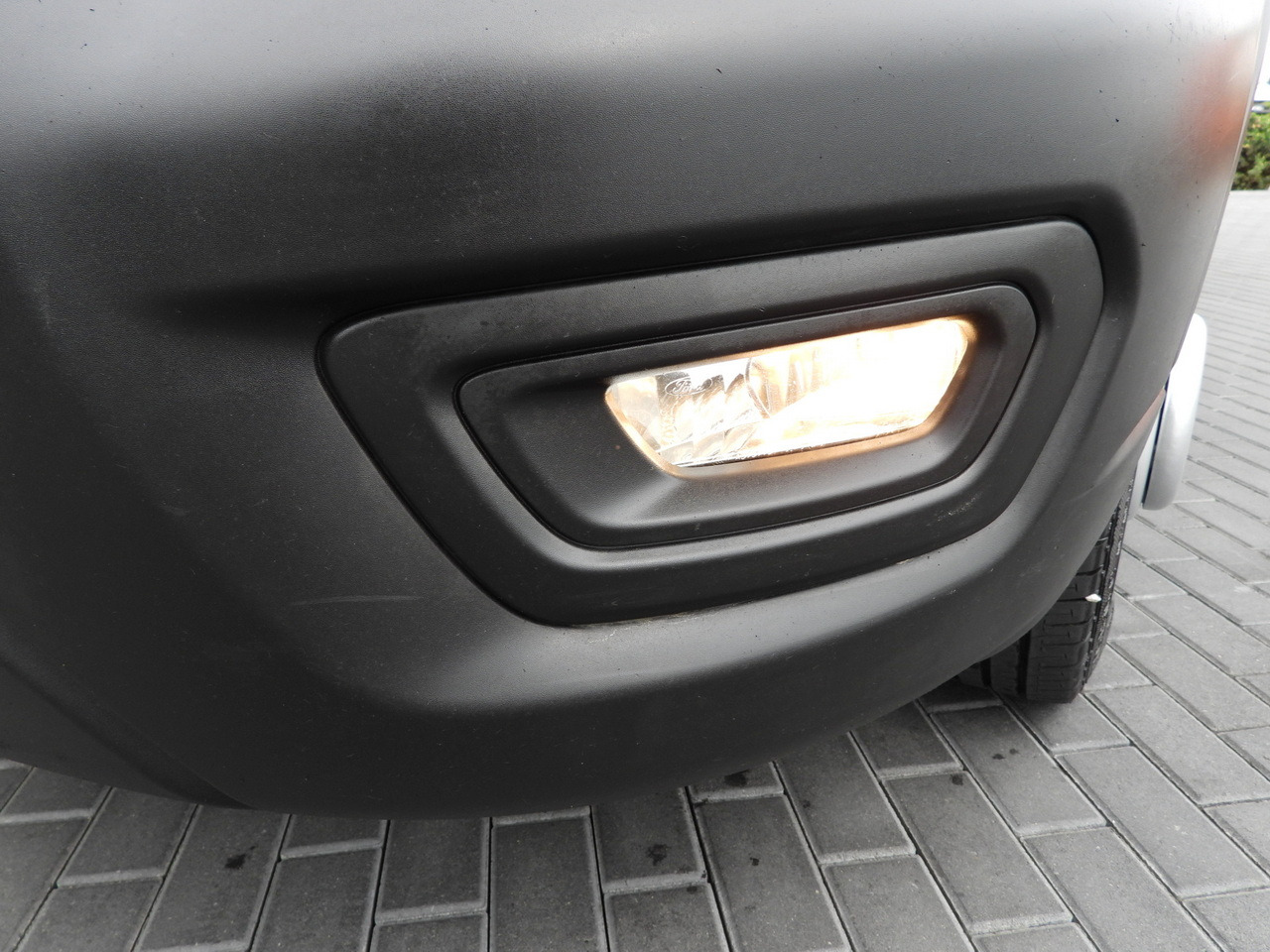 Carrinha de contentor FORD TRANSIT BOX / REFRIGERATOR BOX 5*C / CRUISE CONTROL LED LIGHTS TWIN WHEELS AIR CONDITIONING  130HP: foto 22