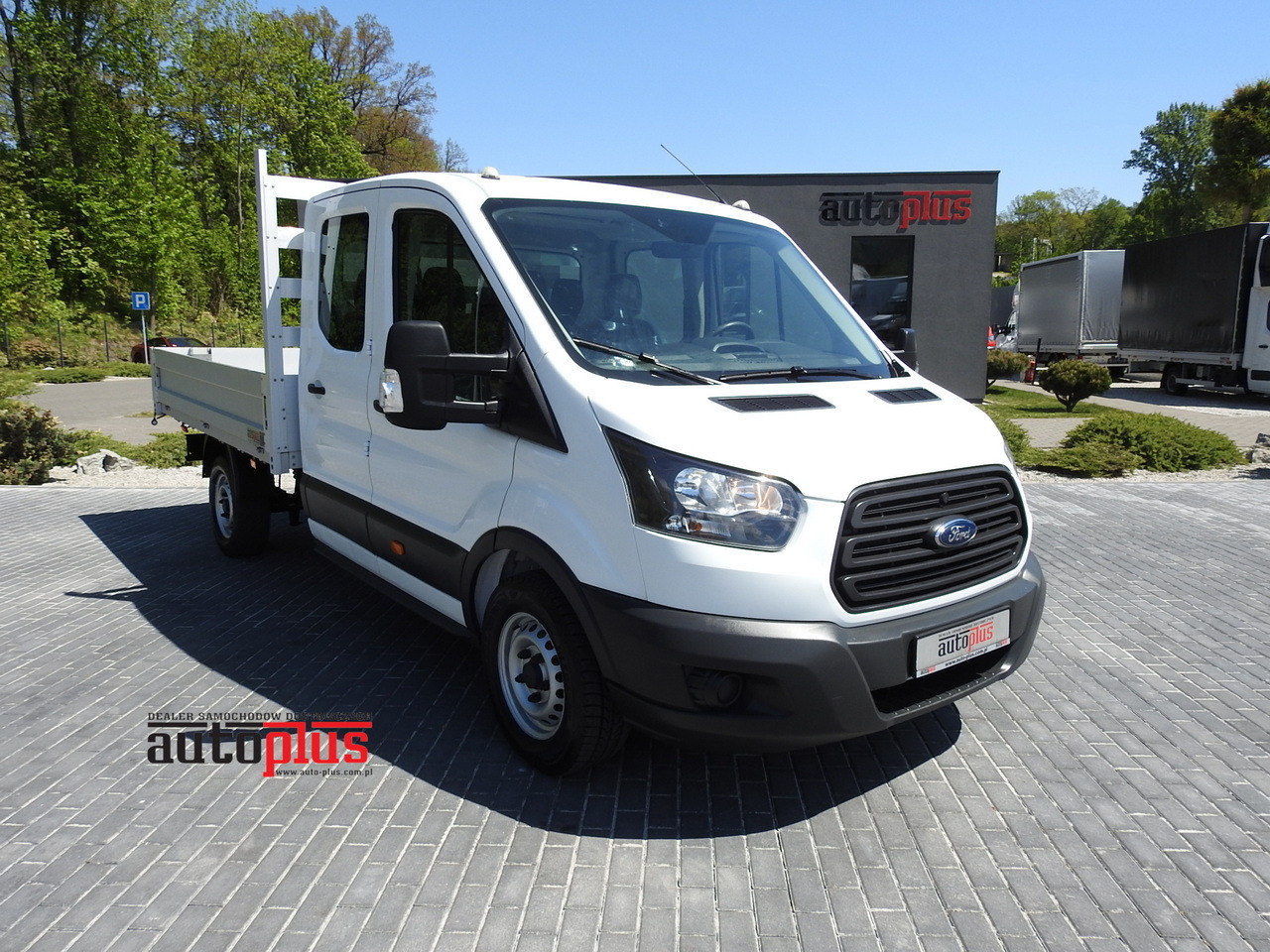 FORD TRANSIT STAKE BODY DOUBLE CABIN DOKA 7 SEATS AIR CONDITIONING 130HP - Carrinha cabine dupla: foto 1 FORD TRANSIT STAKE BODY DOUBLE CABIN DOKA 7 SEATS AIR CONDITIONING 130HP - Carrinha cabine dupla: foto 1
