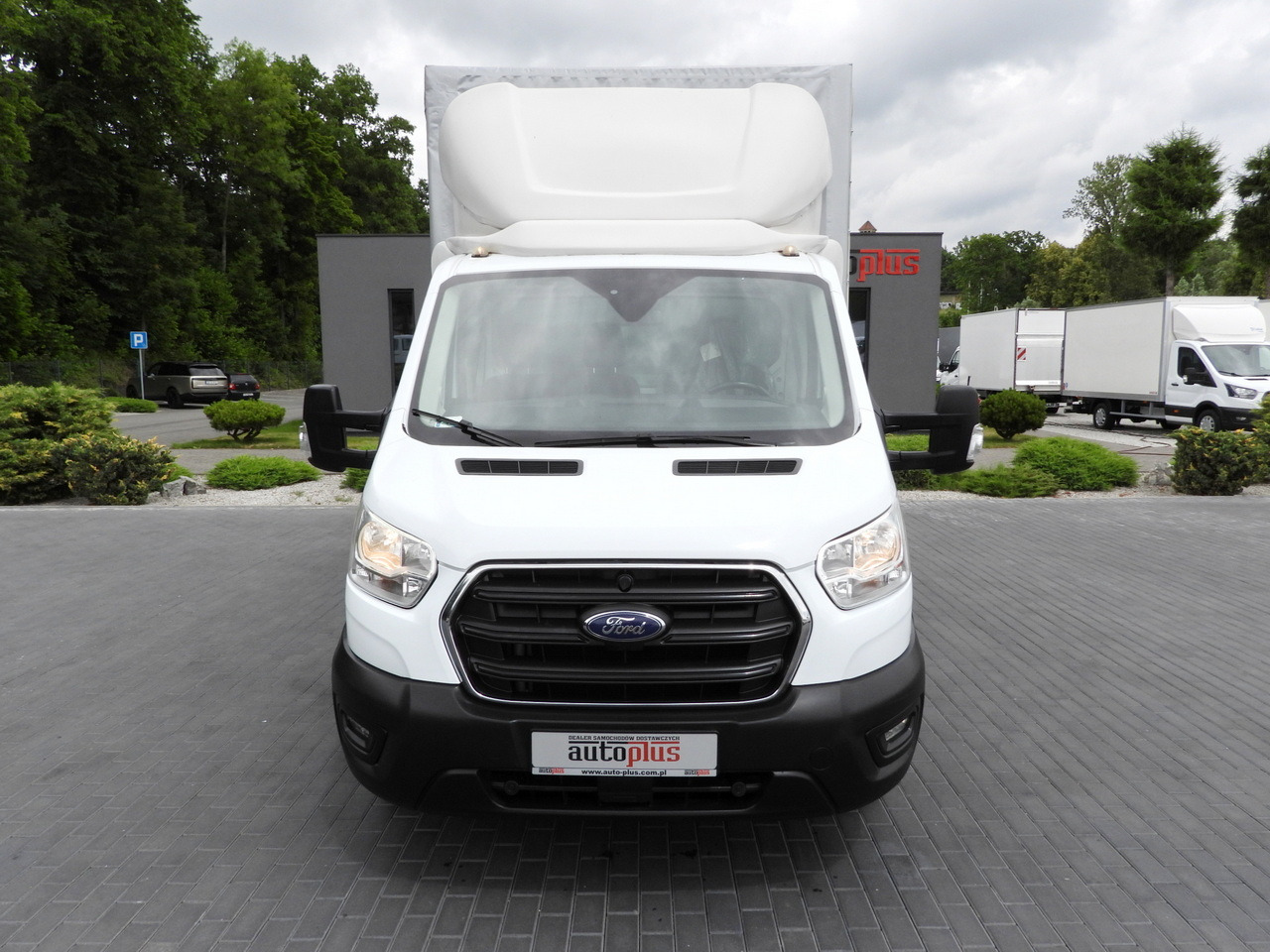 FORD TRANSIT  TARPAULIN 8 PALLETS CRUISE CONTROL LED LIGHTS TWIN WHEELS AIR CONDITIONING  130HP - Carrinha de lona: foto 5 FORD TRANSIT  TARPAULIN 8 PALLETS CRUISE CONTROL LED LIGHTS TWIN WHEELS AIR CONDITIONING  130HP - Carrinha de lona: foto 5