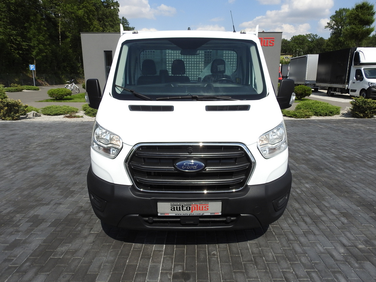 FORD TRANSIT TIPPER CRUISE CONTROL AIR CONDITIONING TWIN WHEELS 170HP - Carrinha basculante: foto 5 FORD TRANSIT TIPPER CRUISE CONTROL AIR CONDITIONING TWIN WHEELS 170HP - Carrinha basculante: foto 5
