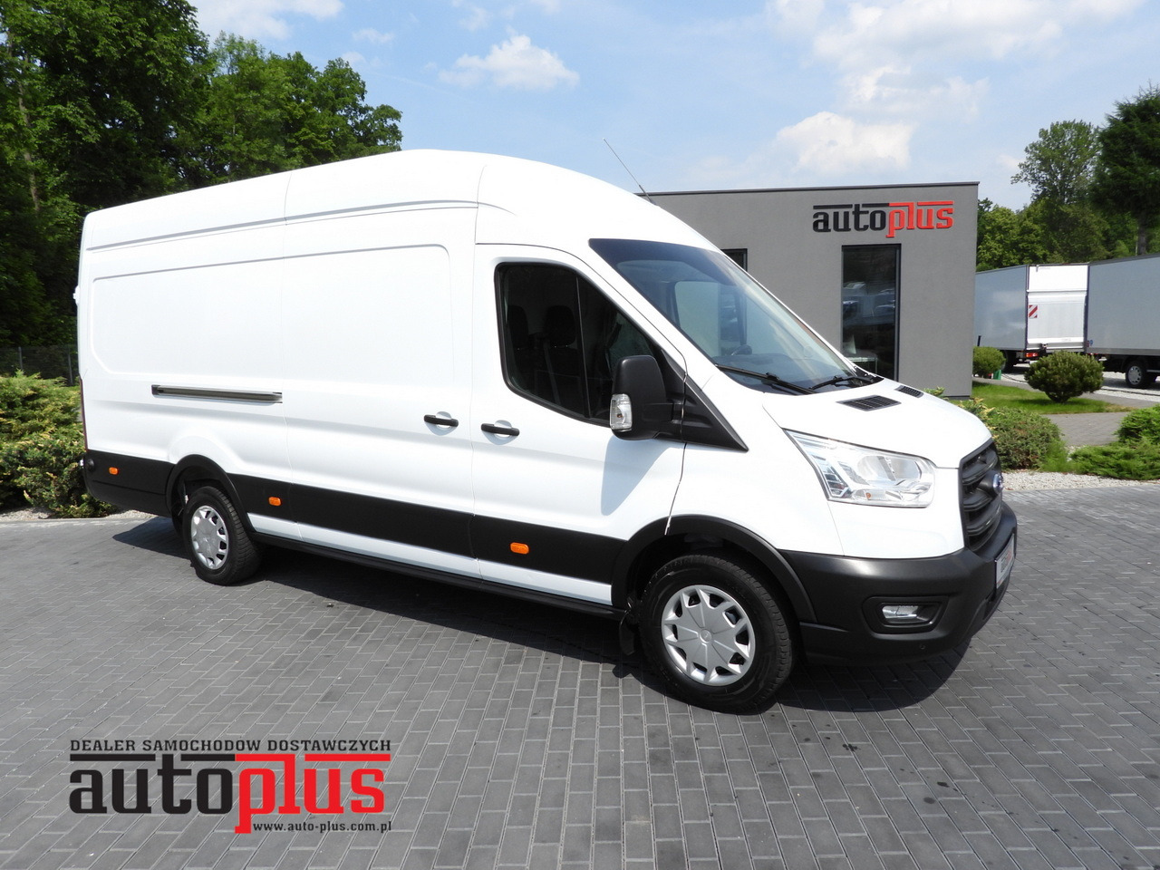 FORD TRANSIT VAN CRUISE CONTROL LED LIGHTS AIR CONDITIONING 130HP - Furgão: foto 1 FORD TRANSIT VAN CRUISE CONTROL LED LIGHTS AIR CONDITIONING 130HP - Furgão: foto 1