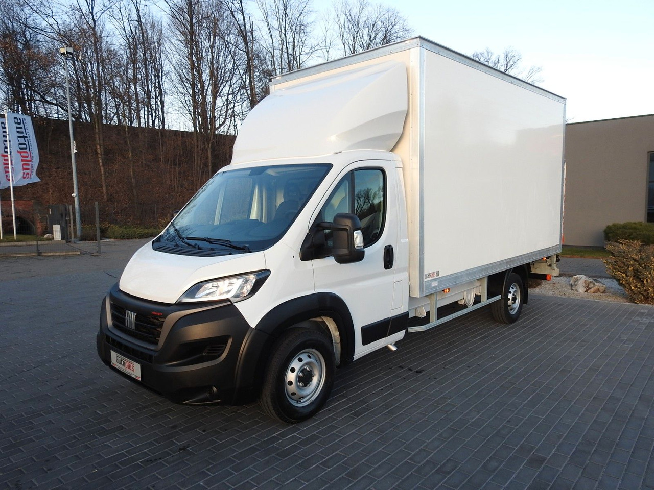 Carrinha de contentor Fiat DUCATO KOFFER AUFZUG 8 PALETTEN TEMPOMAT: foto 6