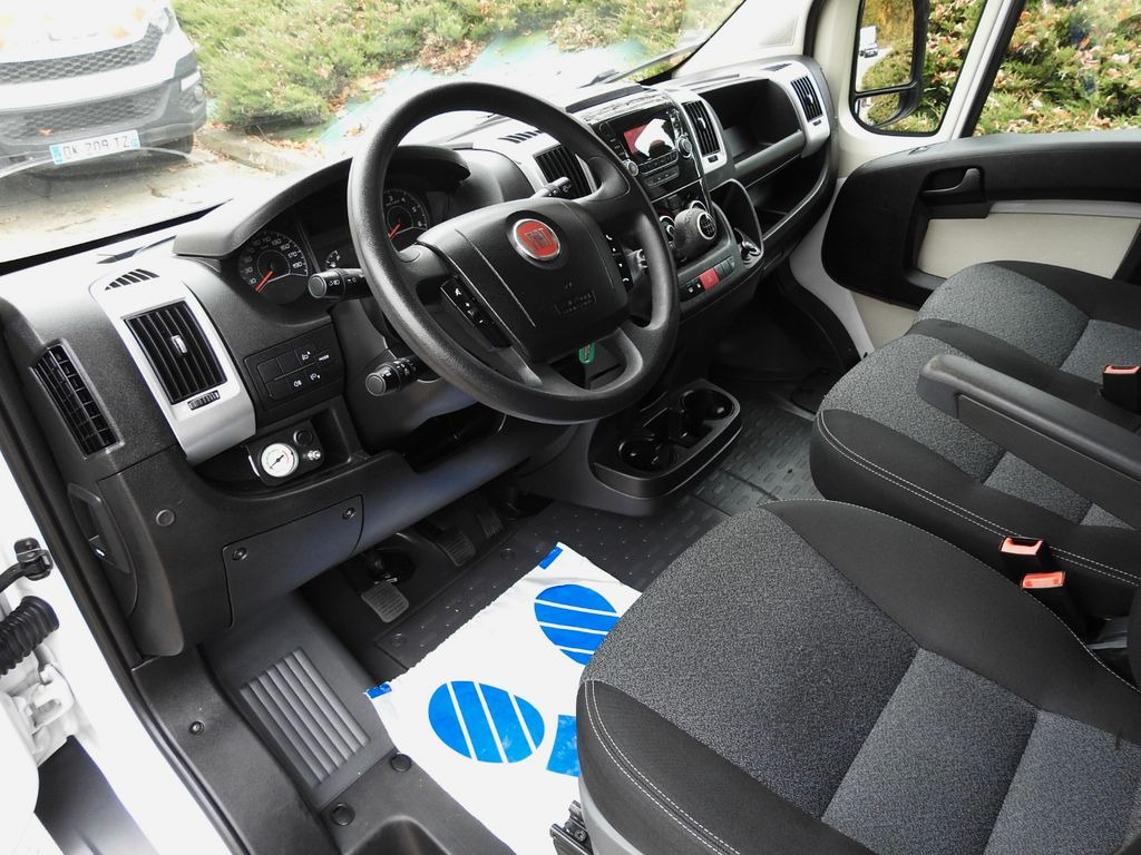 Fiat DUCATO PRITSCHE PLANE AUFZUG 8 PALETTEN WEBASTO - Carrinha de lona: foto 2 Fiat DUCATO PRITSCHE PLANE AUFZUG 8 PALETTEN WEBASTO - Carrinha de lona: foto 2