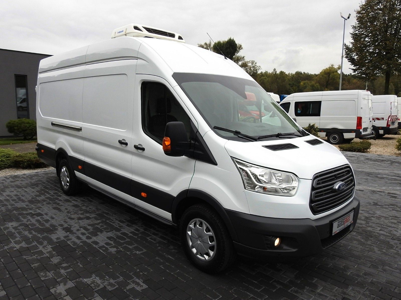 Ford TRANSIT KÜHLKASTENWAGEN 0*C HEIZFUNKTION Ford TRANSIT KÜHLKASTENWAGEN 0*C HEIZFUNKTION - Carrinha frigorífica: foto 4 Ford TRANSIT KÜHLKASTENWAGEN 0*C HEIZFUNKTION Ford TRANSIT KÜHLKASTENWAGEN 0*C HEIZFUNKTION - Carrinha frigorífica: foto 4