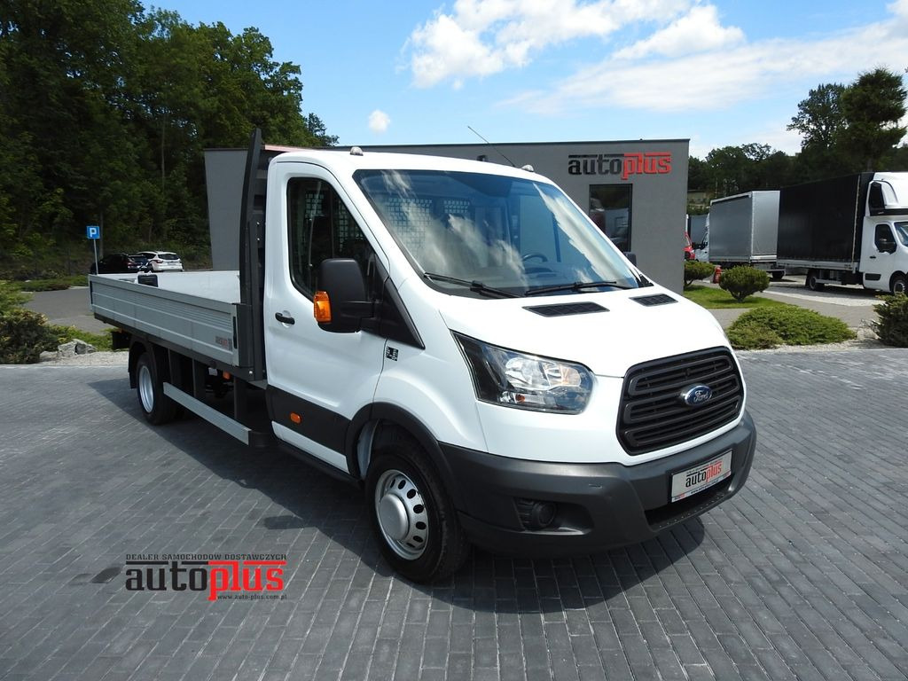 Ford TRANSIT PRITSCHE 8 PALETTEN ZWILLINGSRÄDER 130PS - Carrinha de caixa aberta: foto 1 Ford TRANSIT PRITSCHE 8 PALETTEN ZWILLINGSRÄDER 130PS - Carrinha de caixa aberta: foto 1