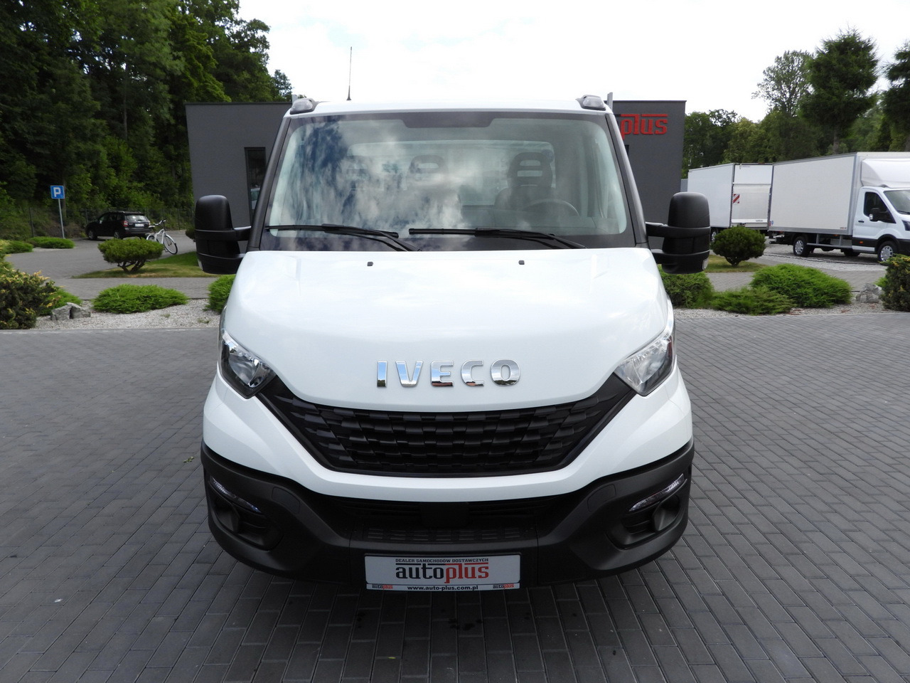IVECO DAILY 35C14 CRUISE CONTROL TWIN WHEELS AIR CONDITIONING 140HP - Carrinha basculante: foto 5 IVECO DAILY 35C14 CRUISE CONTROL TWIN WHEELS AIR CONDITIONING 140HP - Carrinha basculante: foto 5