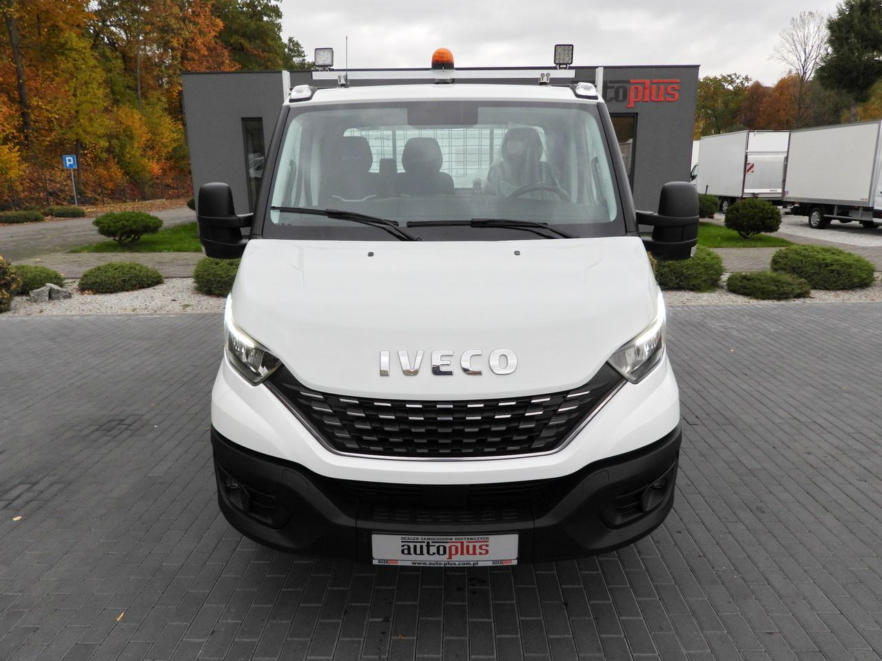 IVECO DAILY 35C21 TIPPER CRUISE CONTROL NAVIGATION LED LIGHTS AUTOMATIC TRANSMISSION TWIN WHEELS AIR CONDITIONING 210HP - Carrinha basculante: foto 5 IVECO DAILY 35C21 TIPPER CRUISE CONTROL NAVIGATION LED LIGHTS AUTOMATIC TRANSMISSION TWIN WHEELS AIR CONDITIONING 210HP - Carrinha basculante: foto 5