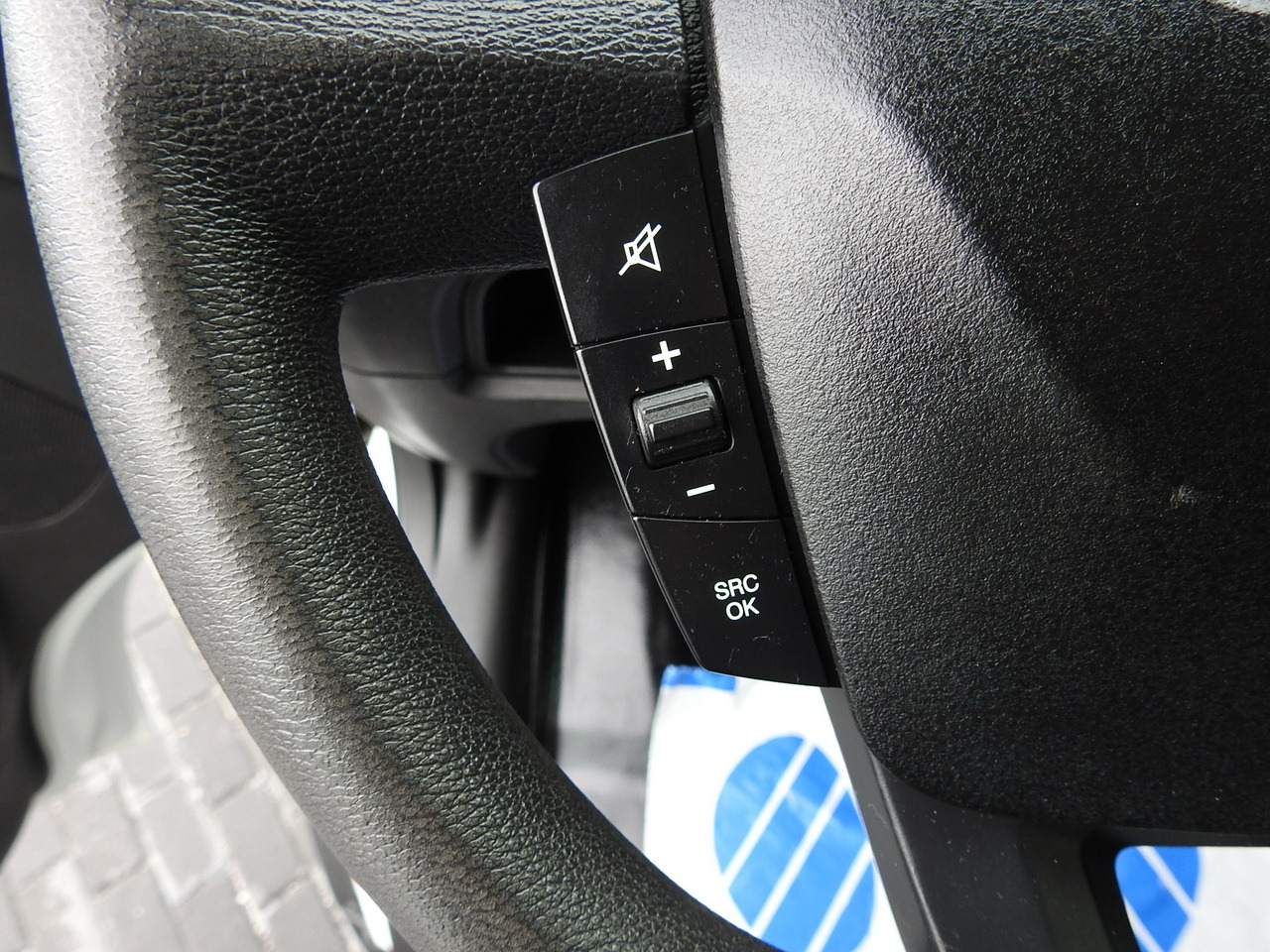 Carrinha cabine dupla IVECO DAILY 35S15 STAKE BODY DOUBLE CABIN DOKA 7 SEATS AIR CONDITIONING 150HP: foto 29 Carrinha cabine dupla IVECO DAILY 35S15 STAKE BODY DOUBLE CABIN DOKA 7 SEATS AIR CONDITIONING 150HP: foto 29