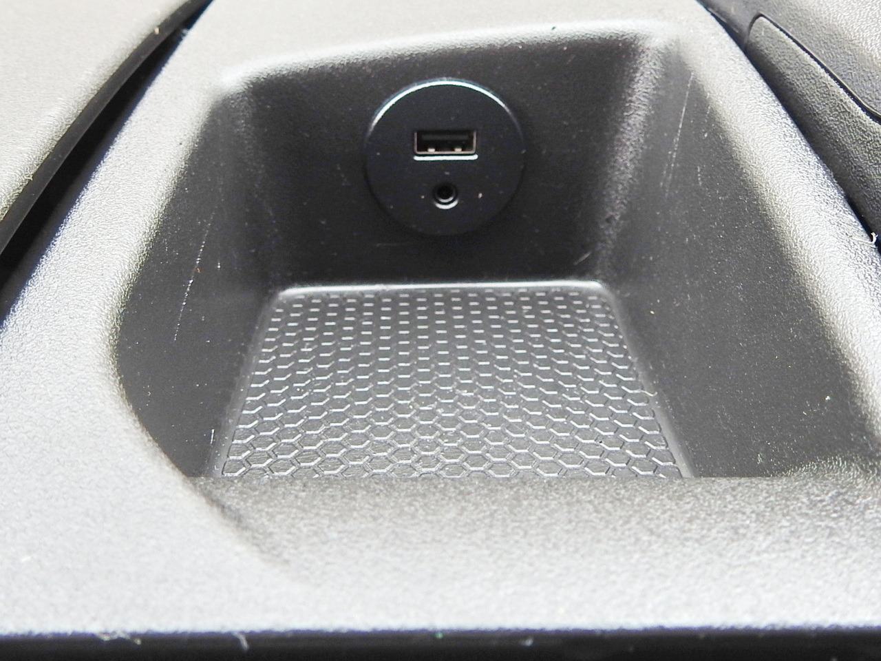 Carrinha de lona IVECO DAILY  35S18 TARPAULIN 10 PALLETS WEBASTO CRUISE CONTROL AIR CONDITIONING  180HP: foto 41