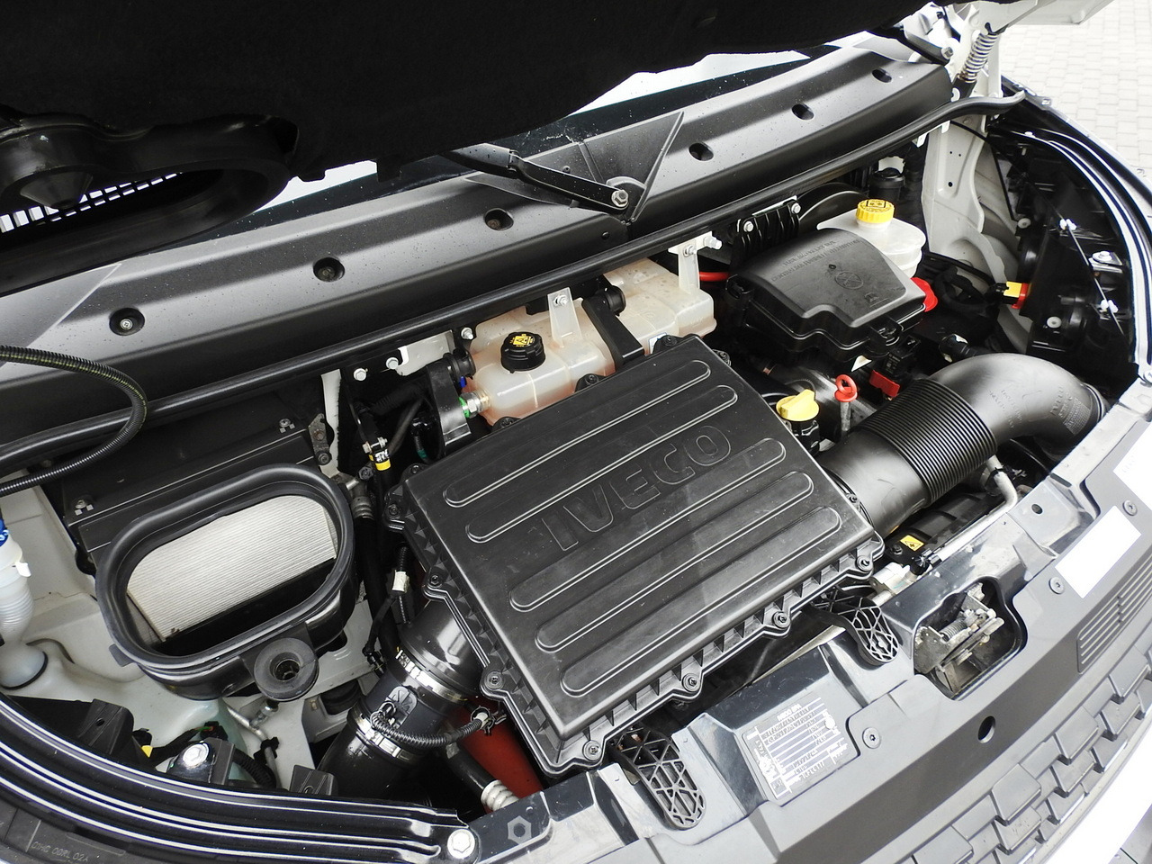 Carrinha de lona IVECO DAILY  35S18 TARPAULIN 10 PALLETS WEBASTO CRUISE CONTROL AIR CONDITIONING  180HP: foto 27