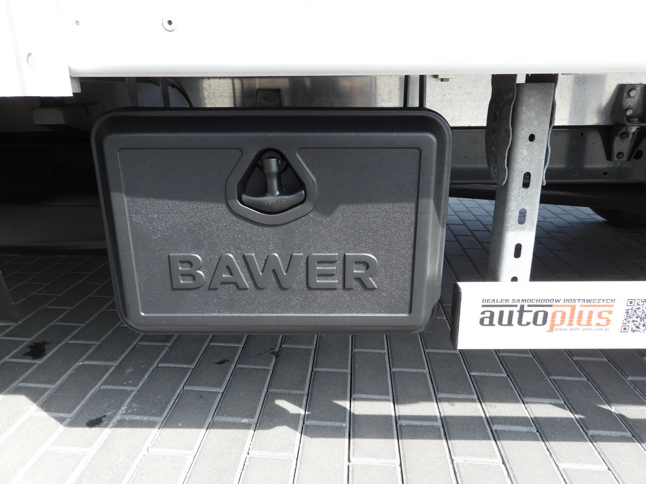 Carrinha de lona IVECO DAILY 35S18 TARPAULIN LIFT 8 PALLETS CRUISE CONTROL AIR CONDITIONING  180HP: foto 28