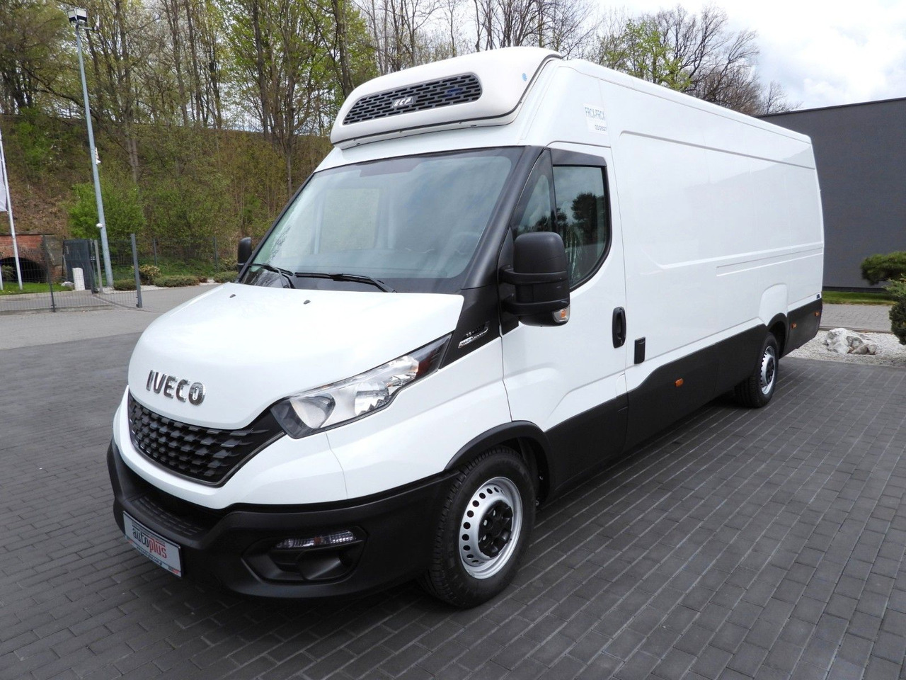 Leasing de  Iveco DAILY 35S14 KÜHLKASTENWAGEN -5*C STROMVERSORGUNG Iveco DAILY 35S14 KÜHLKASTENWAGEN -5*C STROMVERSORGUNG: foto 6