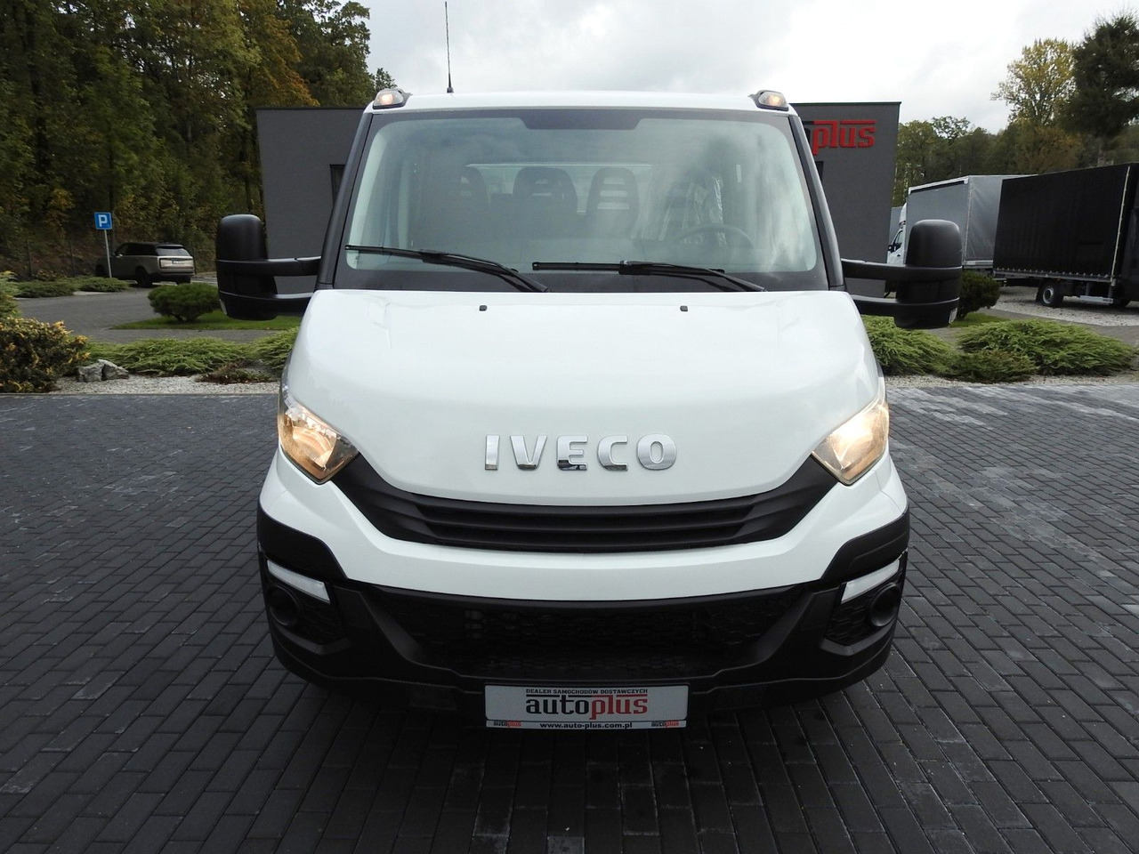 Iveco DAILY 35S15 PRITSCHE DOPPELKABINE DOKA 7 SITZE - Carrinha de caixa aberta, Carrinha cabine dupla: foto 5 Iveco DAILY 35S15 PRITSCHE DOPPELKABINE DOKA 7 SITZE - Carrinha de caixa aberta, Carrinha cabine dupla: foto 5