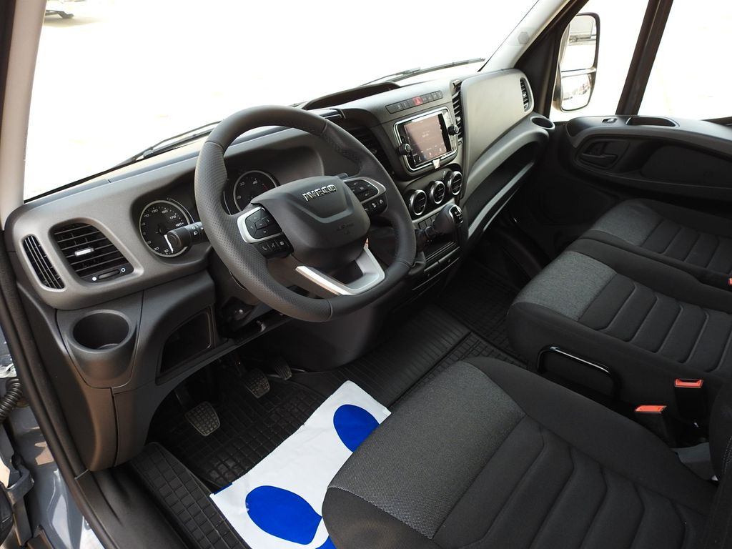 Iveco DAILY 35S18 CONNECT NEUE AUFZUG 10 PALETTEN A/C - Carrinha de lona: foto 2 Iveco DAILY 35S18 CONNECT NEUE AUFZUG 10 PALETTEN A/C - Carrinha de lona: foto 2