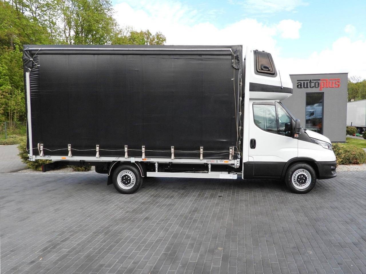 Carrinha de lona Iveco DAILY  35S18 PRITSCHE PLANE 10 PALETTEN WEBASTO: foto 7