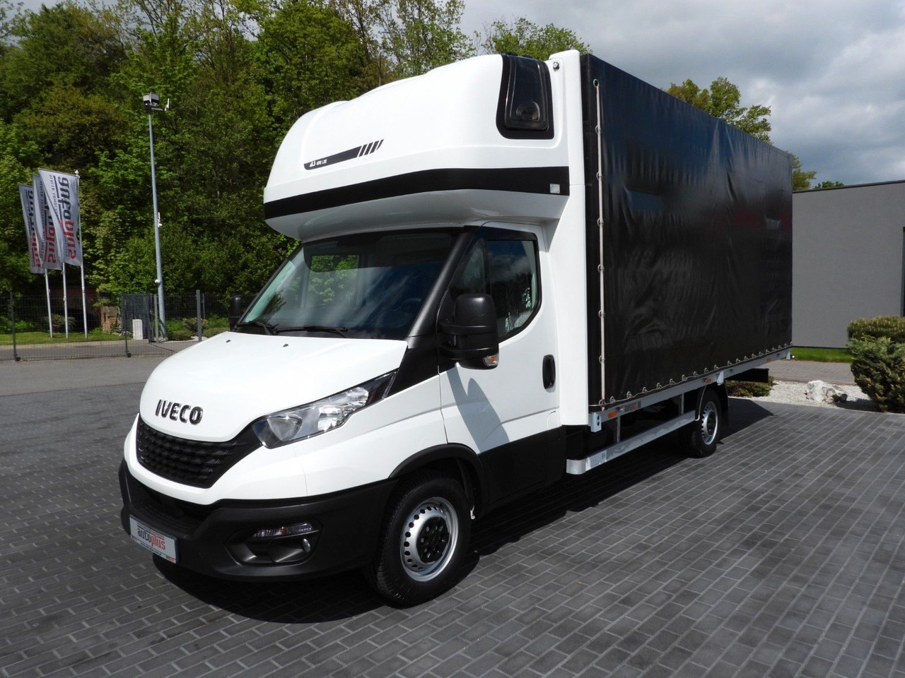 Carrinha de lona Iveco DAILY  35S18 PRITSCHE PLANE 10 PALETTEN WEBASTO: foto 6