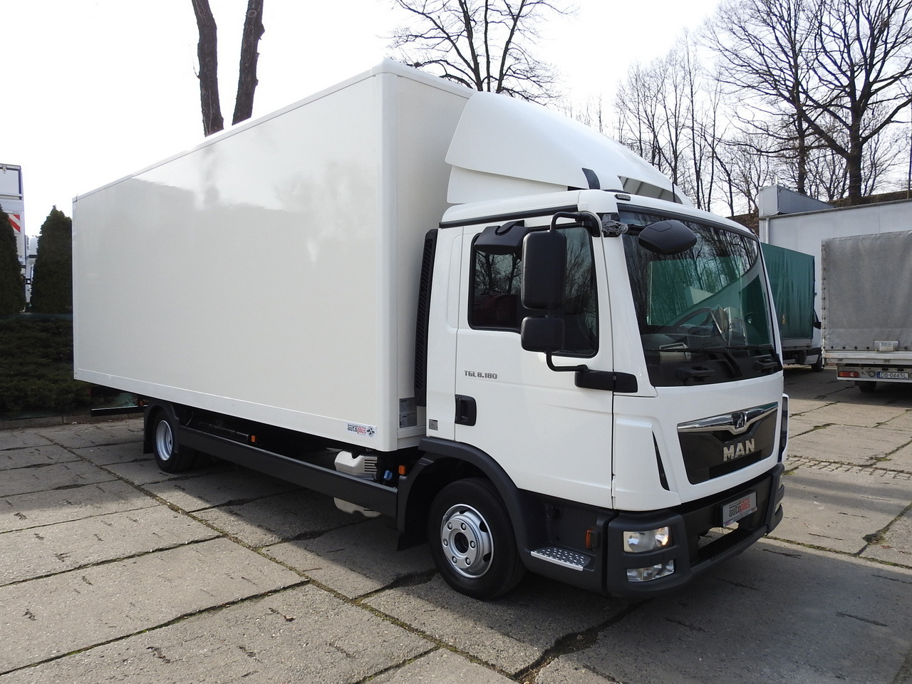 MAN TGL 8.18 BOX 16 PALLETS CRUISE CONTROL TWIN WHEELS 180HP - Camião furgão: foto 4 MAN TGL 8.18 BOX 16 PALLETS CRUISE CONTROL TWIN WHEELS 180HP - Camião furgão: foto 4