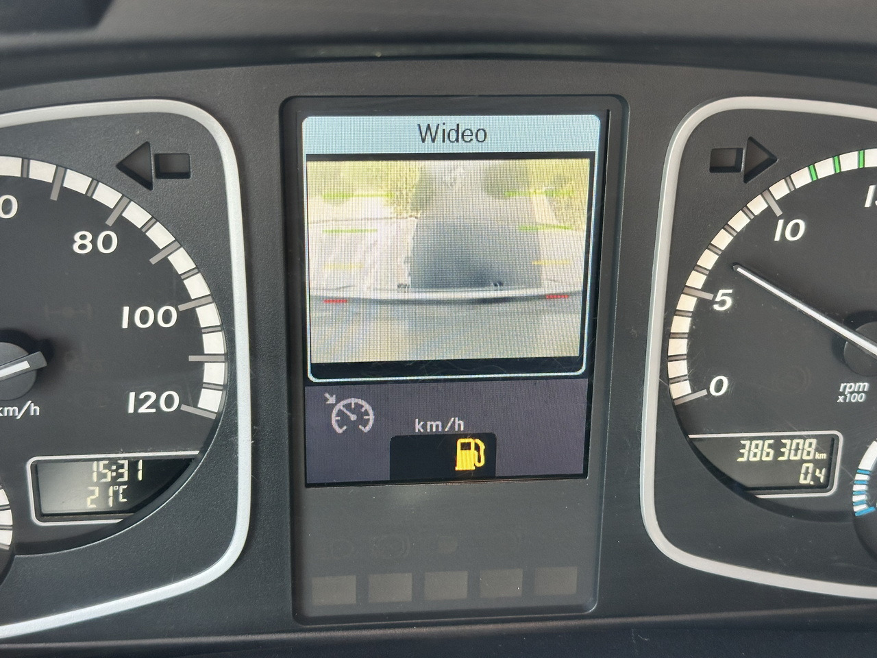 Leasing de MERCEDES ATEGO 1221 TARPAULIN LIFT 16 PALLETS WEBASTO AIR CONDITIONING PNEUMATICS TWIN WHEELS 230HP MERCEDES ATEGO 1221 TARPAULIN LIFT 16 PALLETS WEBASTO AIR CONDITIONING PNEUMATICS TWIN WHEELS 230HP: foto 47 Leasing de MERCEDES ATEGO 1221 TARPAULIN LIFT 16 PALLETS WEBASTO AIR CONDITIONING PNEUMATICS TWIN WHEELS 230HP MERCEDES ATEGO 1221 TARPAULIN LIFT 16 PALLETS WEBASTO AIR CONDITIONING PNEUMATICS TWIN WHEELS 230HP: foto 47