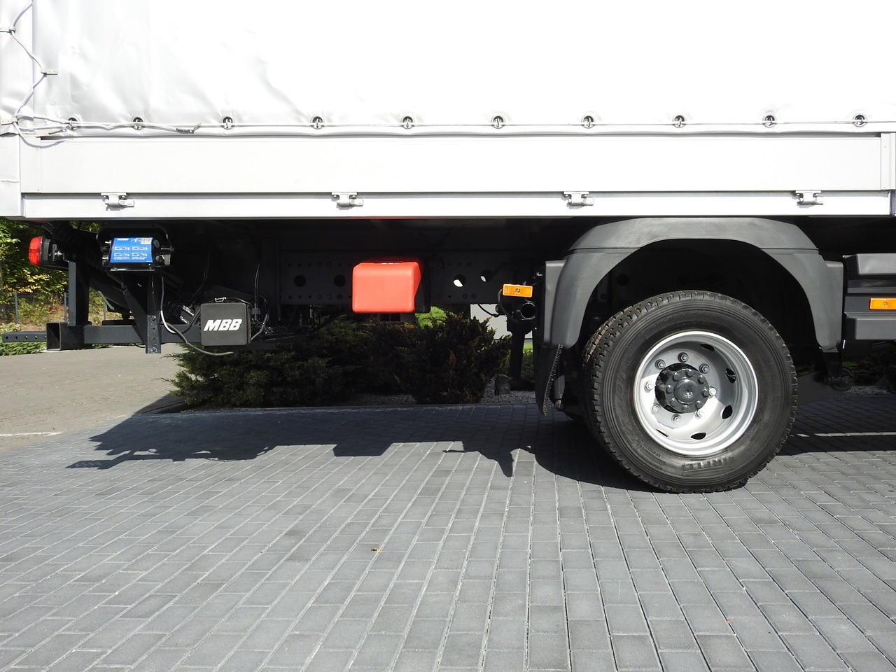 Leasing de MERCEDES ATEGO 1221 TARPAULIN LIFT 16 PALLETS WEBASTO AIR CONDITIONING PNEUMATICS TWIN WHEELS 230HP MERCEDES ATEGO 1221 TARPAULIN LIFT 16 PALLETS WEBASTO AIR CONDITIONING PNEUMATICS TWIN WHEELS 230HP: foto 32 Leasing de MERCEDES ATEGO 1221 TARPAULIN LIFT 16 PALLETS WEBASTO AIR CONDITIONING PNEUMATICS TWIN WHEELS 230HP MERCEDES ATEGO 1221 TARPAULIN LIFT 16 PALLETS WEBASTO AIR CONDITIONING PNEUMATICS TWIN WHEELS 230HP: foto 32