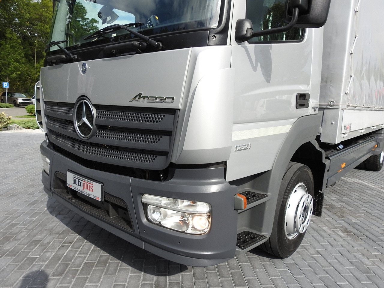 Leasing de MERCEDES ATEGO 1221 TARPAULIN LIFT 16 PALLETS WEBASTO AIR CONDITIONING PNEUMATICS TWIN WHEELS 230HP MERCEDES ATEGO 1221 TARPAULIN LIFT 16 PALLETS WEBASTO AIR CONDITIONING PNEUMATICS TWIN WHEELS 230HP: foto 19 Leasing de MERCEDES ATEGO 1221 TARPAULIN LIFT 16 PALLETS WEBASTO AIR CONDITIONING PNEUMATICS TWIN WHEELS 230HP MERCEDES ATEGO 1221 TARPAULIN LIFT 16 PALLETS WEBASTO AIR CONDITIONING PNEUMATICS TWIN WHEELS 230HP: foto 19