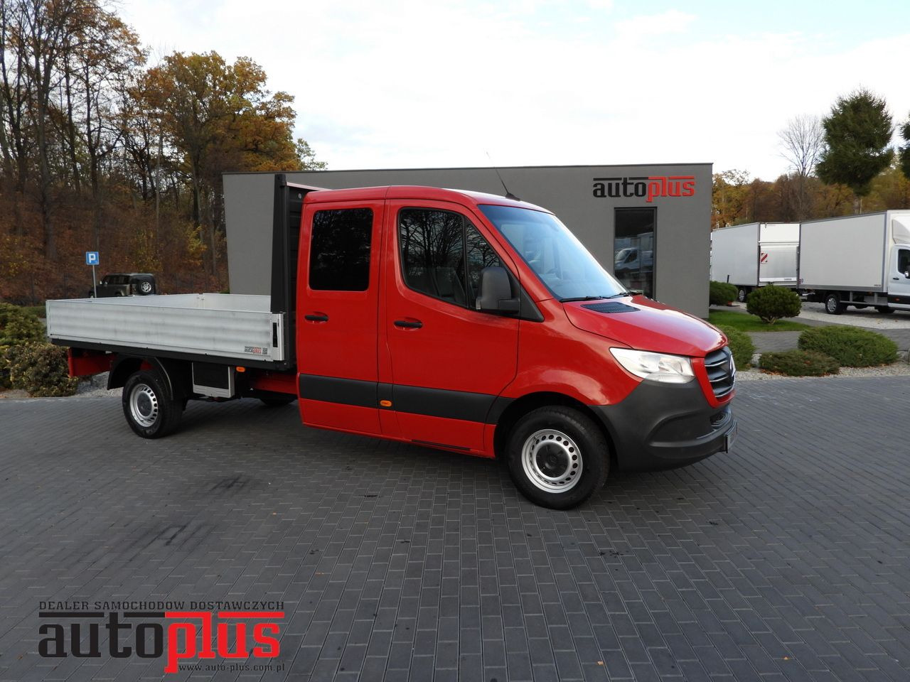 MERCEDES SPRINTER 316 STAKE BODY DOUBLE CABIN DOKA 7 SEATS AIR CONDITIONING 160HP - Carrinha cabine dupla: foto 1 MERCEDES SPRINTER 316 STAKE BODY DOUBLE CABIN DOKA 7 SEATS AIR CONDITIONING 160HP - Carrinha cabine dupla: foto 1