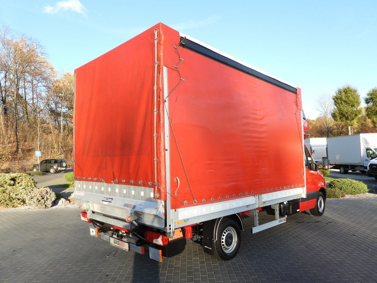 MERCEDES SPRINTER 316 TARPAULIN LIFT 8 PALLETS WEBASTO CRUISE CONTROL AIR CONDITIONING 160HP - Carrinha de lona: foto 3 MERCEDES SPRINTER 316 TARPAULIN LIFT 8 PALLETS WEBASTO CRUISE CONTROL AIR CONDITIONING 160HP - Carrinha de lona: foto 3