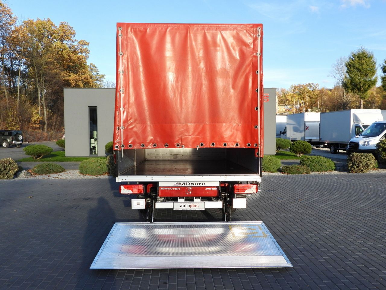 Leasing de MERCEDES SPRINTER 316 TARPAULIN LIFT 8 PALLETS WEBASTO CRUISE CONTROL AIR CONDITIONING 160HP MERCEDES SPRINTER 316 TARPAULIN LIFT 8 PALLETS WEBASTO CRUISE CONTROL AIR CONDITIONING 160HP: foto 13 Leasing de MERCEDES SPRINTER 316 TARPAULIN LIFT 8 PALLETS WEBASTO CRUISE CONTROL AIR CONDITIONING 160HP MERCEDES SPRINTER 316 TARPAULIN LIFT 8 PALLETS WEBASTO CRUISE CONTROL AIR CONDITIONING 160HP: foto 13