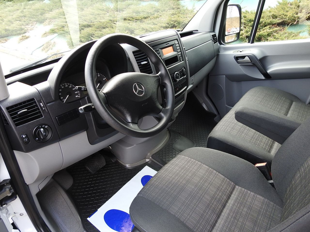 MERCEDES SPRINTER 316 THREE-WAY TIPPER CRUISE CONTROL AUTOMATIC TRANSMISSION AIR CONDITIONING 160HP - Carrinha basculante: foto 2 MERCEDES SPRINTER 316 THREE-WAY TIPPER CRUISE CONTROL AUTOMATIC TRANSMISSION AIR CONDITIONING 160HP - Carrinha basculante: foto 2