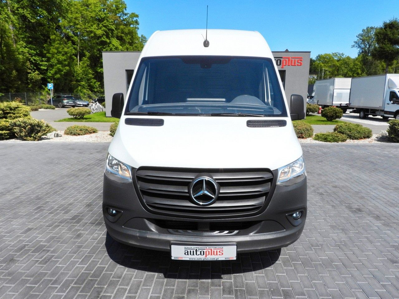 Mercedes-Benz SPRINTER 316 KASTENWAGEN KLIMAANLAGE 165PS Mercedes-Benz SPRINTER 316 KASTENWAGEN KLIMAANLAGE 165PS - Furgão: foto 5 Mercedes-Benz SPRINTER 316 KASTENWAGEN KLIMAANLAGE 165PS Mercedes-Benz SPRINTER 316 KASTENWAGEN KLIMAANLAGE 165PS - Furgão: foto 5