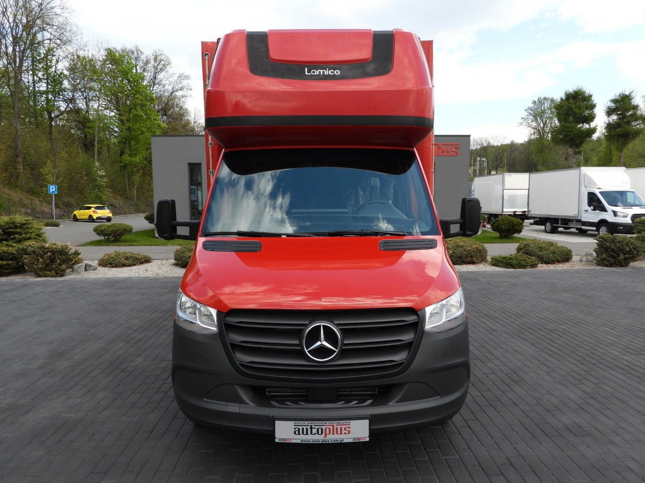 Mercedes-Benz SPRINTER 316 PRITSCHE PLANE AUFZUG 8 EUROPALET - Carrinha de lona: foto 5 Mercedes-Benz SPRINTER 316 PRITSCHE PLANE AUFZUG 8 EUROPALET - Carrinha de lona: foto 5