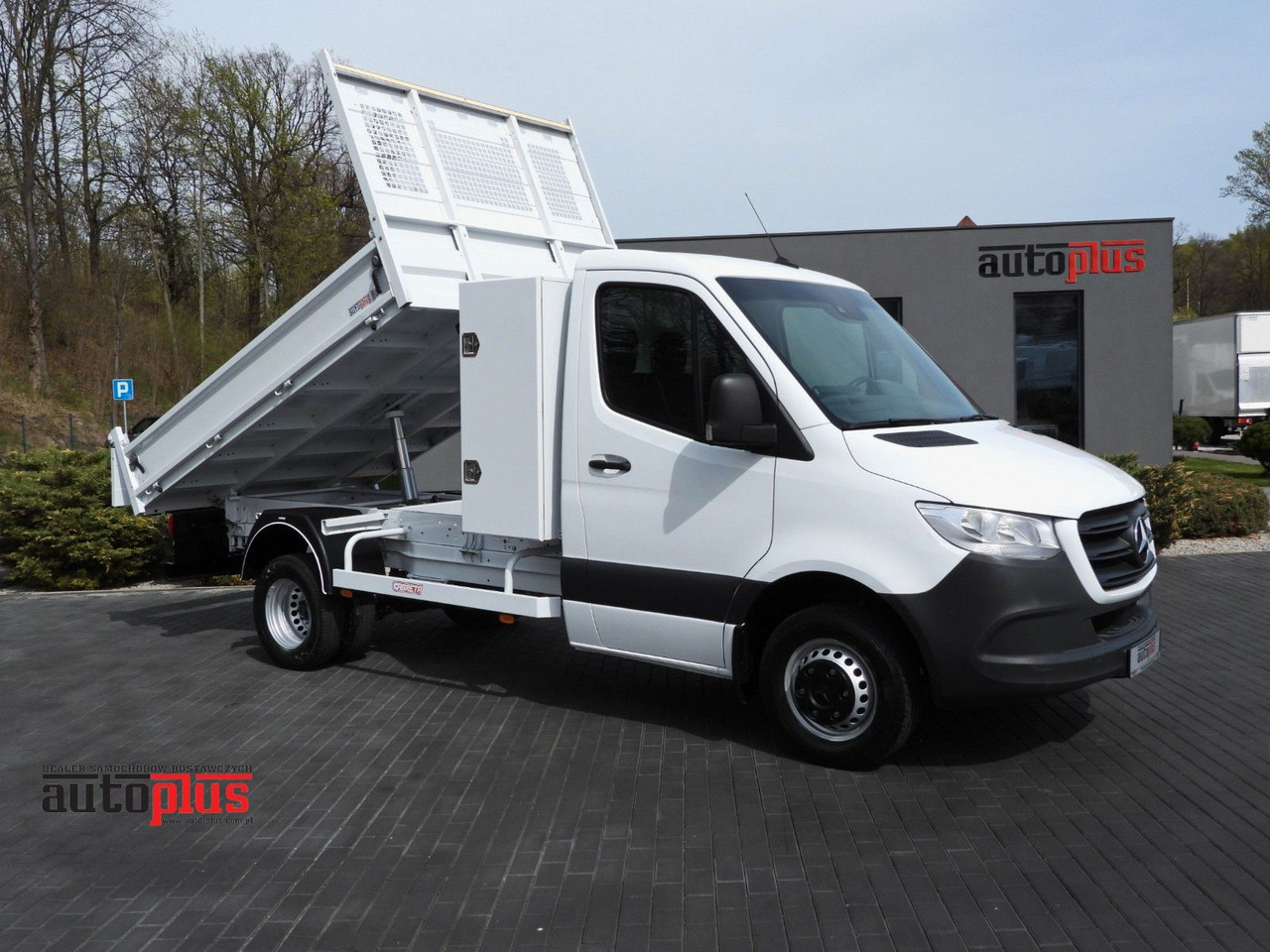 Carrinha basculante Mercedes-Benz SPRINTER 516 KIPPER TEMPOMAT ZWILLINGSRÄDER: foto 1