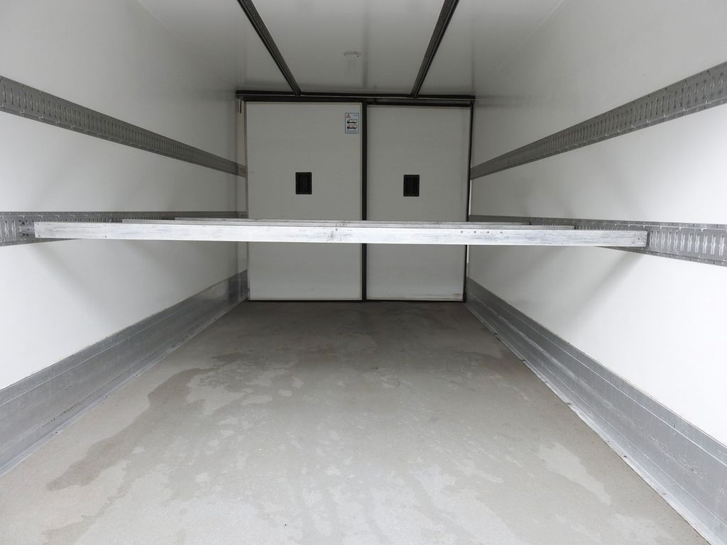Carrinha frigorífica Mitsubishi CANTER FUSO  CONTAINER  REFRIGERATOR  -4*C LIFT: foto 10