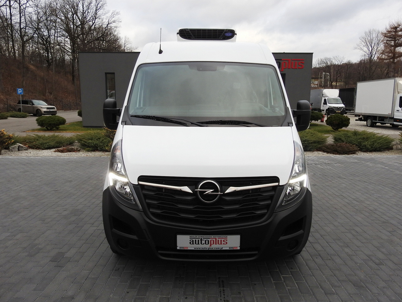 OPEL MOVANO REFRIGERATOR VAN 0*C CRUISE CONTROL NAVIGATION AIR CONDITIONING LED LIGHTS 150HP - Carrinha frigorífica: foto 5 OPEL MOVANO REFRIGERATOR VAN 0*C CRUISE CONTROL NAVIGATION AIR CONDITIONING LED LIGHTS 150HP - Carrinha frigorífica: foto 5