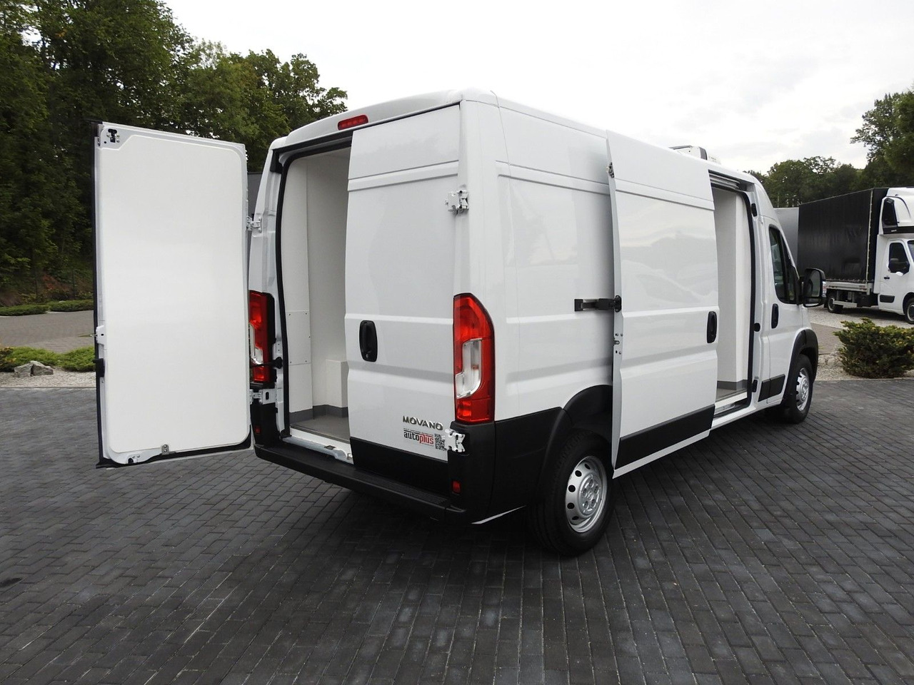 Opel MOVANO KÜHLKASTENWAGEN 0*C HEIZFUNKTION Opel MOVANO KÜHLKASTENWAGEN 0*C HEIZFUNKTION - Carrinha frigorífica: foto 3 Opel MOVANO KÜHLKASTENWAGEN 0*C HEIZFUNKTION Opel MOVANO KÜHLKASTENWAGEN 0*C HEIZFUNKTION - Carrinha frigorífica: foto 3