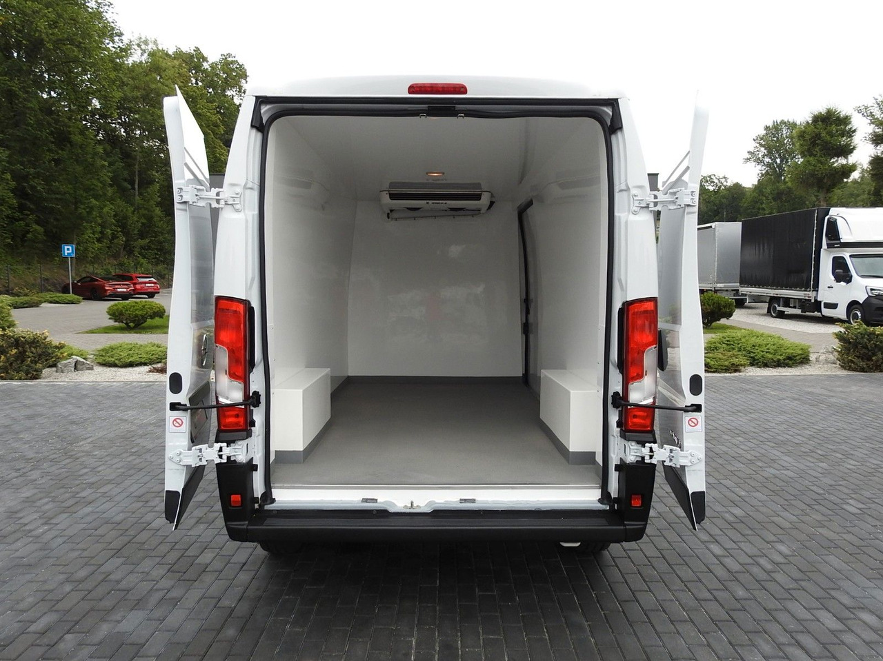 Carrinha frigorífica Opel MOVANO KÜHLKASTENWAGEN 0*C HEIZFUNKTION Opel MOVANO KÜHLKASTENWAGEN 0*C HEIZFUNKTION: foto 12
