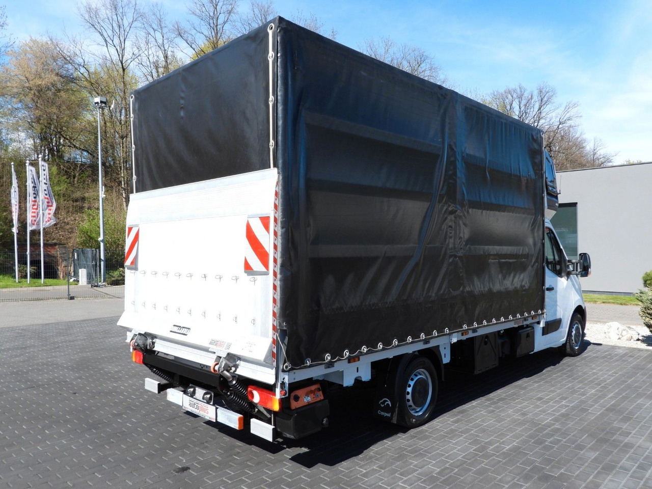 Opel MOVANO PRITSCHE PLANE AUFZUG 9 PALETTEN WEBASTO - Carrinha de lona: foto 3 Opel MOVANO PRITSCHE PLANE AUFZUG 9 PALETTEN WEBASTO - Carrinha de lona: foto 3