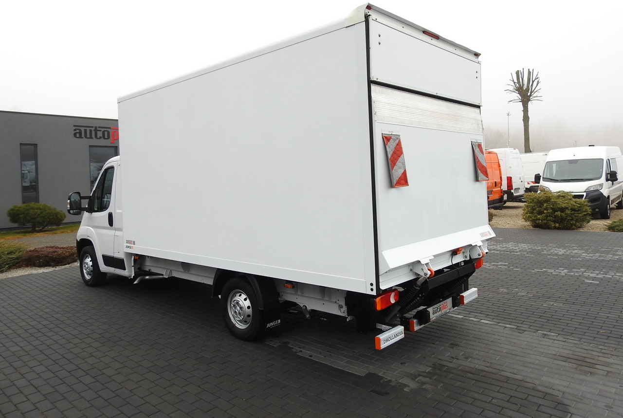 Carrinha de contentor PEUGEOT BOXER BOX LIFT 8 PALLETS CRUISE CONTROL AIR CONDITIONING  140HP: foto 9