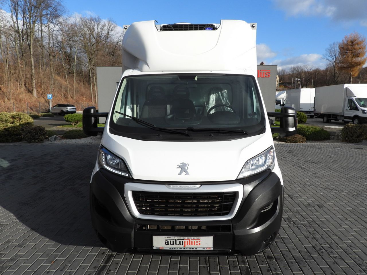 PEUGEOT BOXER REGRIGERATOR BOX 0*C 8 PALLETS CRUISE CONTROL LED LIGHTS AIR CONDITIONING 140HP - Carrinha frigorífica: foto 5 PEUGEOT BOXER REGRIGERATOR BOX 0*C 8 PALLETS CRUISE CONTROL LED LIGHTS AIR CONDITIONING 140HP - Carrinha frigorífica: foto 5