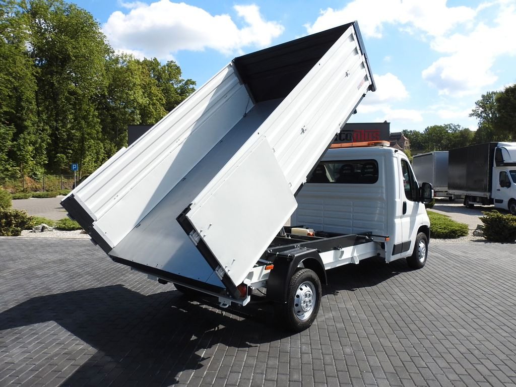 Peugeot BOXER DREISEITENKIPPER KLIMAANLAGE 130PS - Carrinha basculante: foto 3 Peugeot BOXER DREISEITENKIPPER KLIMAANLAGE 130PS - Carrinha basculante: foto 3
