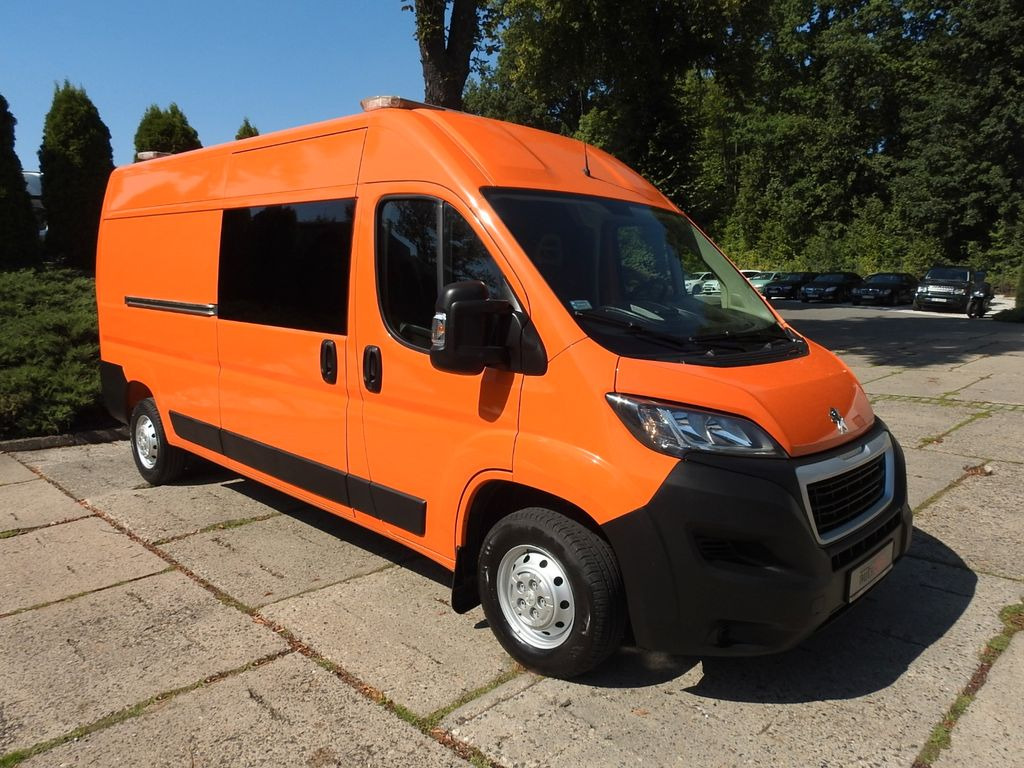 Peugeot BOXER KASTENWAGEN DOPPELKABINE 7 SITZE - Furgão, Carrinha cabine dupla: foto 4 Peugeot BOXER KASTENWAGEN DOPPELKABINE 7 SITZE - Furgão, Carrinha cabine dupla: foto 4