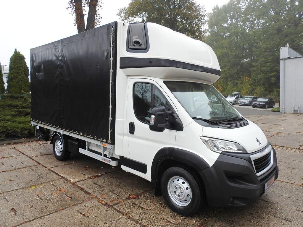 Peugeot BOXER PRITSCHE PLANE 8 PALLETS WEBASTO A/C - Carrinha de lona: foto 4 Peugeot BOXER PRITSCHE PLANE 8 PALLETS WEBASTO A/C - Carrinha de lona: foto 4