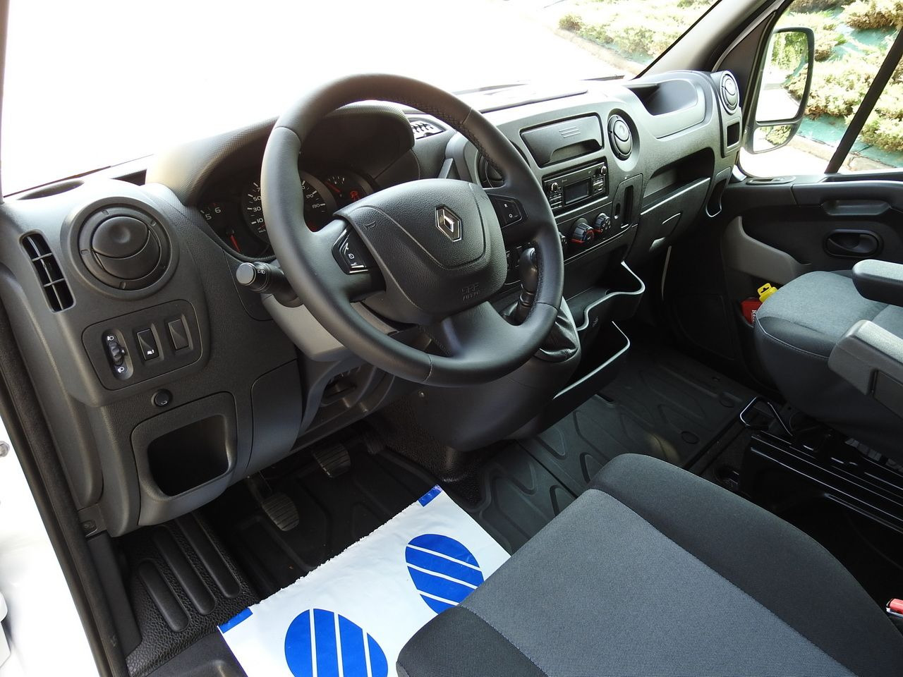 RENAULT MASTER - Carrinha de lona: foto 2 RENAULT MASTER - Carrinha de lona: foto 2