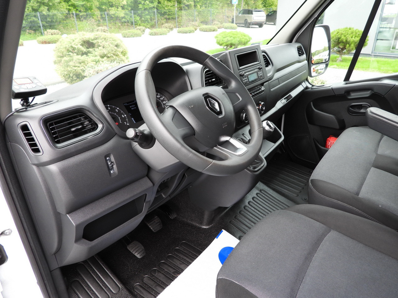 RENAULT MASTER REGRIGERATOR BOX 1*C LED LIGHTS AIR CONDITIONING 165HP - Carrinha frigorífica: foto 2 RENAULT MASTER REGRIGERATOR BOX 1*C LED LIGHTS AIR CONDITIONING 165HP - Carrinha frigorífica: foto 2