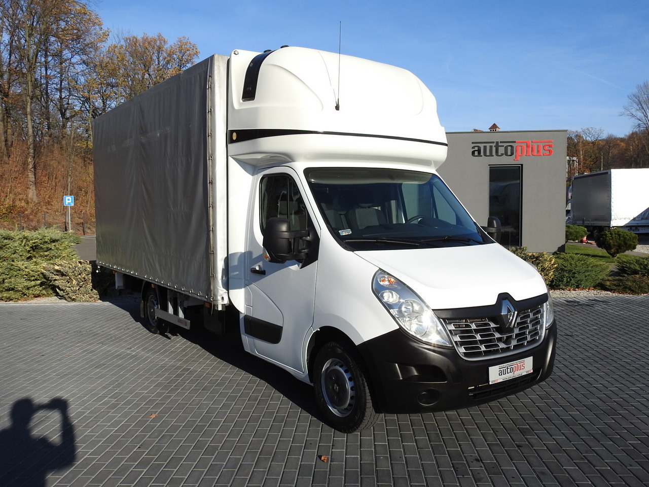 RENAULT MASTER TARPAULIN 10 PALLETS CRUISE CONTROL AIR CONDITIONING PNEUMATICS 170HP - Carrinha de lona: foto 4 RENAULT MASTER TARPAULIN 10 PALLETS CRUISE CONTROL AIR CONDITIONING PNEUMATICS 170HP - Carrinha de lona: foto 4