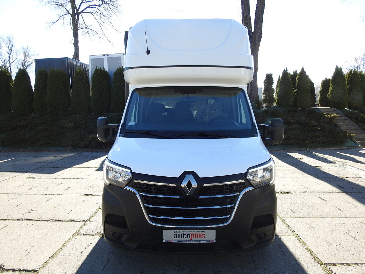 RENAULT MASTER TARPAULIN 10 PALLETS WEBASTO CRUISE CONTROL AIR CONDITIONING LED LIGHTS 165HP - Carrinha de lona: foto 5 RENAULT MASTER TARPAULIN 10 PALLETS WEBASTO CRUISE CONTROL AIR CONDITIONING LED LIGHTS 165HP - Carrinha de lona: foto 5