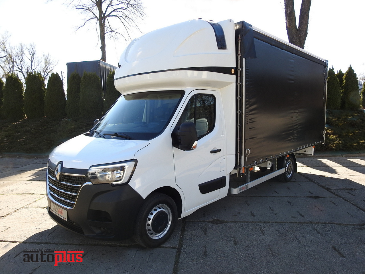 RENAULT MASTER TARPAULIN 10 PALLETS WEBASTO CRUISE CONTROL AIR CONDITIONING LED LIGHTS 165HP - Carrinha de lona: foto 1 RENAULT MASTER TARPAULIN 10 PALLETS WEBASTO CRUISE CONTROL AIR CONDITIONING LED LIGHTS 165HP - Carrinha de lona: foto 1