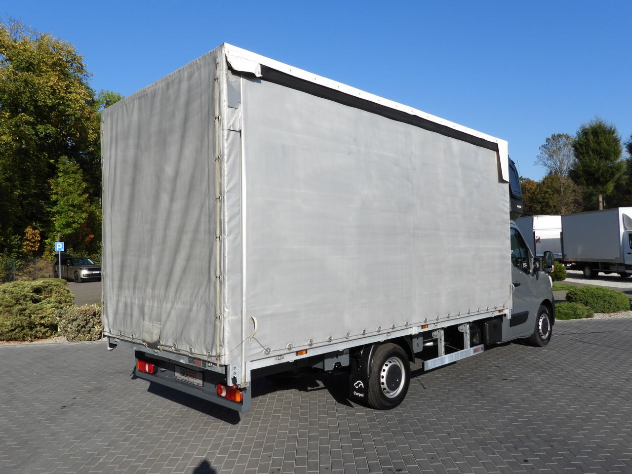 RENAULT MASTER TARPAULIN 10 PALLETS WEBASTO CRUISE CONTROL LED LIGHTS PNEUMATICS AIR CONDITIONING 165HP - Carrinha de lona: foto 3 RENAULT MASTER TARPAULIN 10 PALLETS WEBASTO CRUISE CONTROL LED LIGHTS PNEUMATICS AIR CONDITIONING 165HP - Carrinha de lona: foto 3