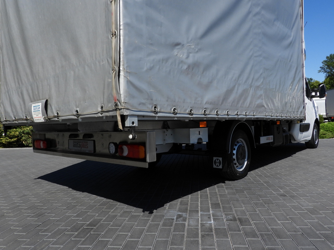 Carrinha de lona RENAULT MASTER  TARPAULIN 10 PALLETS WEBASTO CRUISE CONTROL LED LIGHTS PNEUMATICS AIR CONDITIONING  165HP: foto 25