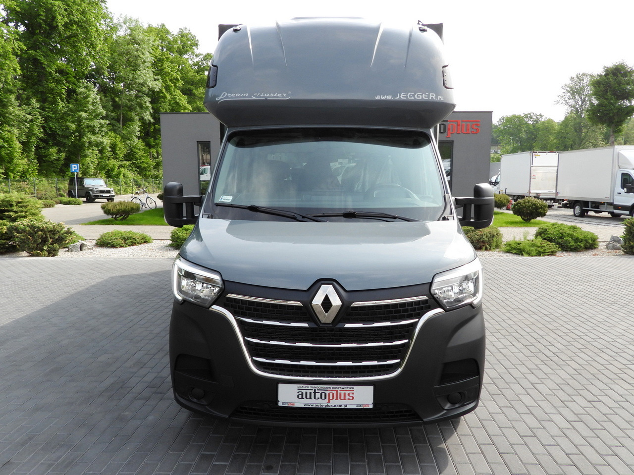 RENAULT MASTER TARPAULIN 10 PALLETS WEBASTO CRUISE CONTROL LED LIGHTS PNEUMATICS AIR CONDITIONING 165HP - Carrinha de lona: foto 5 RENAULT MASTER TARPAULIN 10 PALLETS WEBASTO CRUISE CONTROL LED LIGHTS PNEUMATICS AIR CONDITIONING 165HP - Carrinha de lona: foto 5