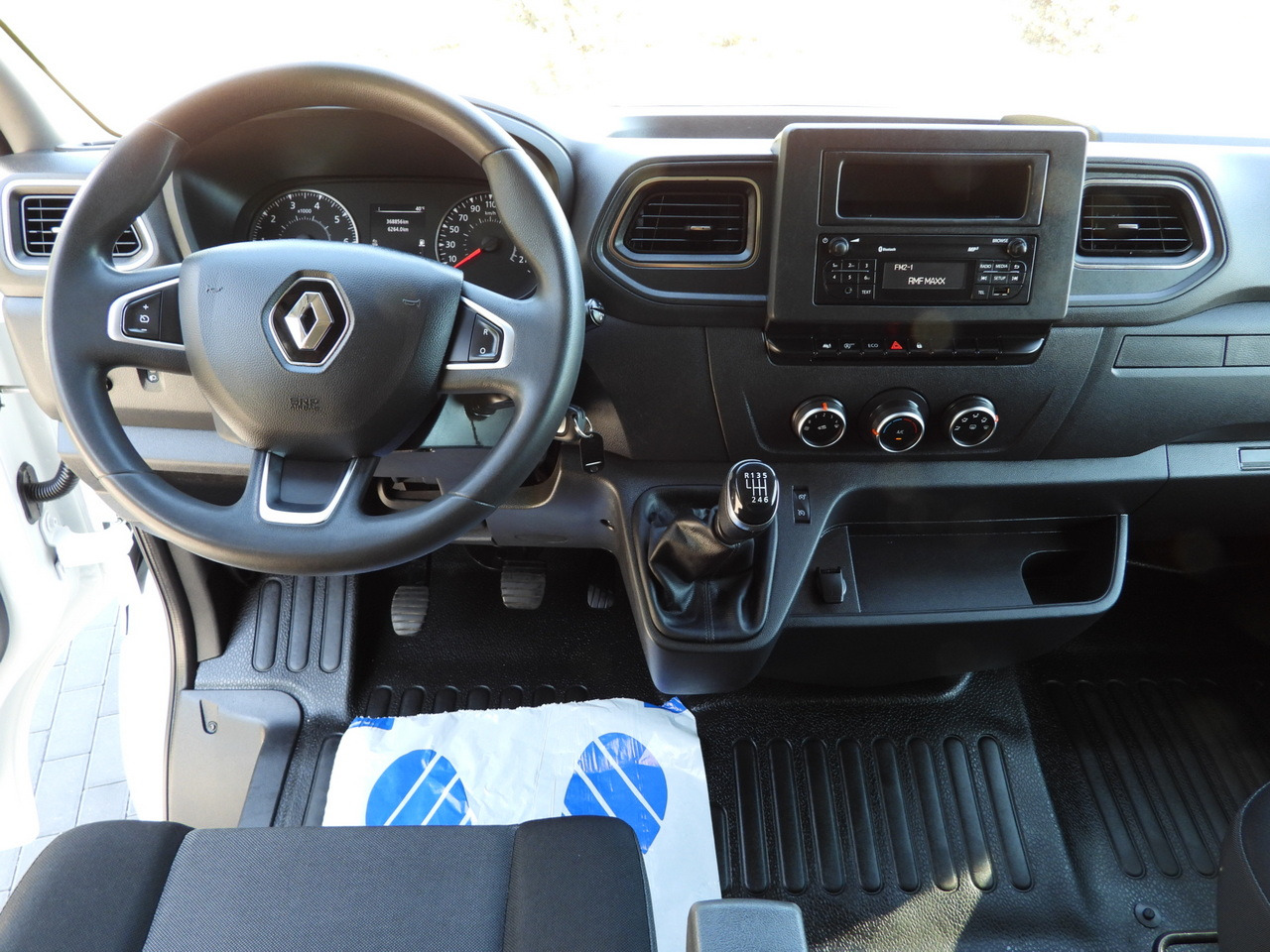 Carrinha de lona RENAULT MASTER  TARPAULIN 10 PALLETS WEBASTO CRUISE CONTROL LED LIGHTS PNEUMATICS AIR CONDITIONING  165HP: foto 31
